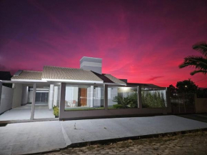 Casa de Praia Com Piscina Aquecida